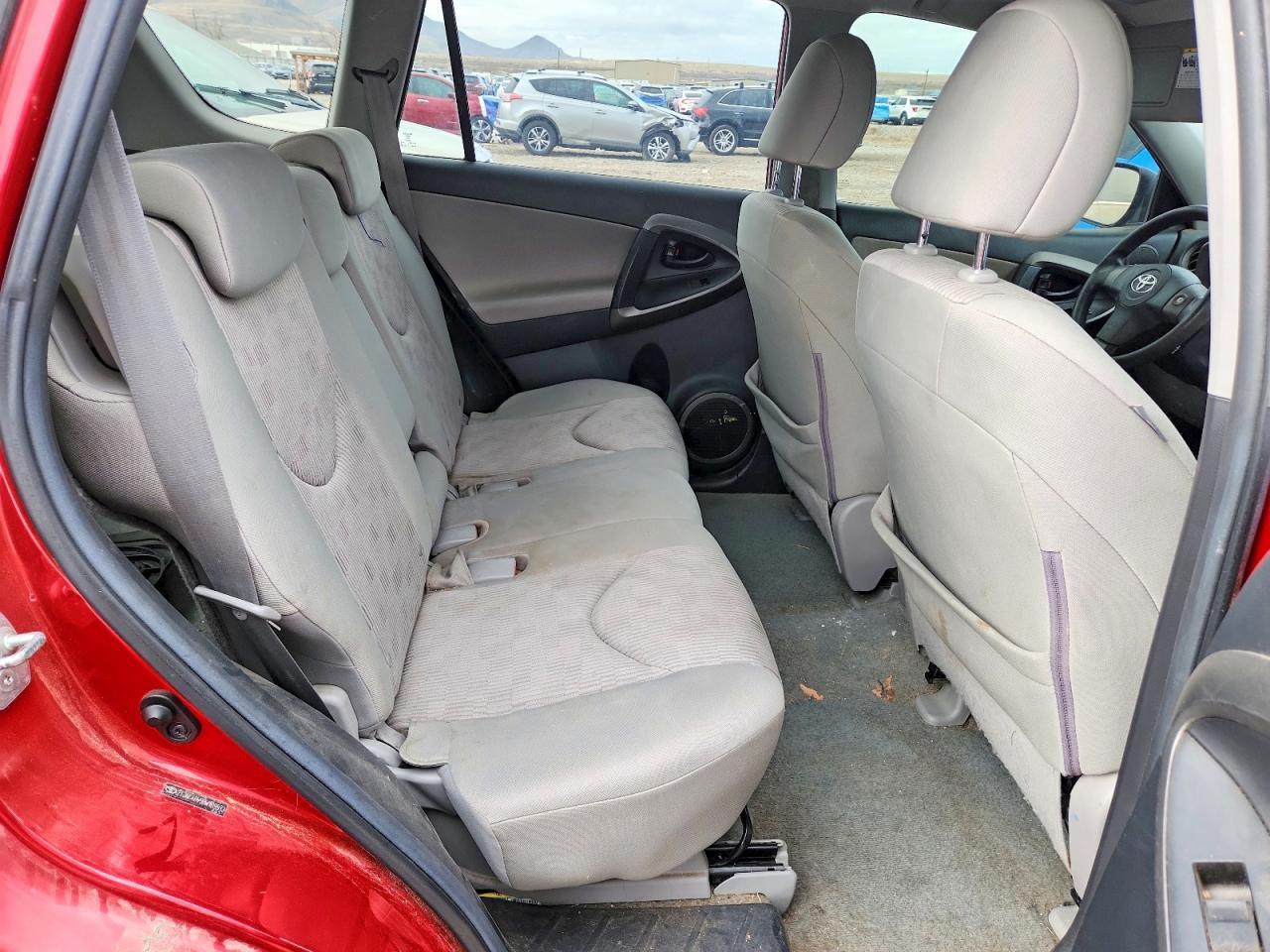 2011 TOYOTA RAV4