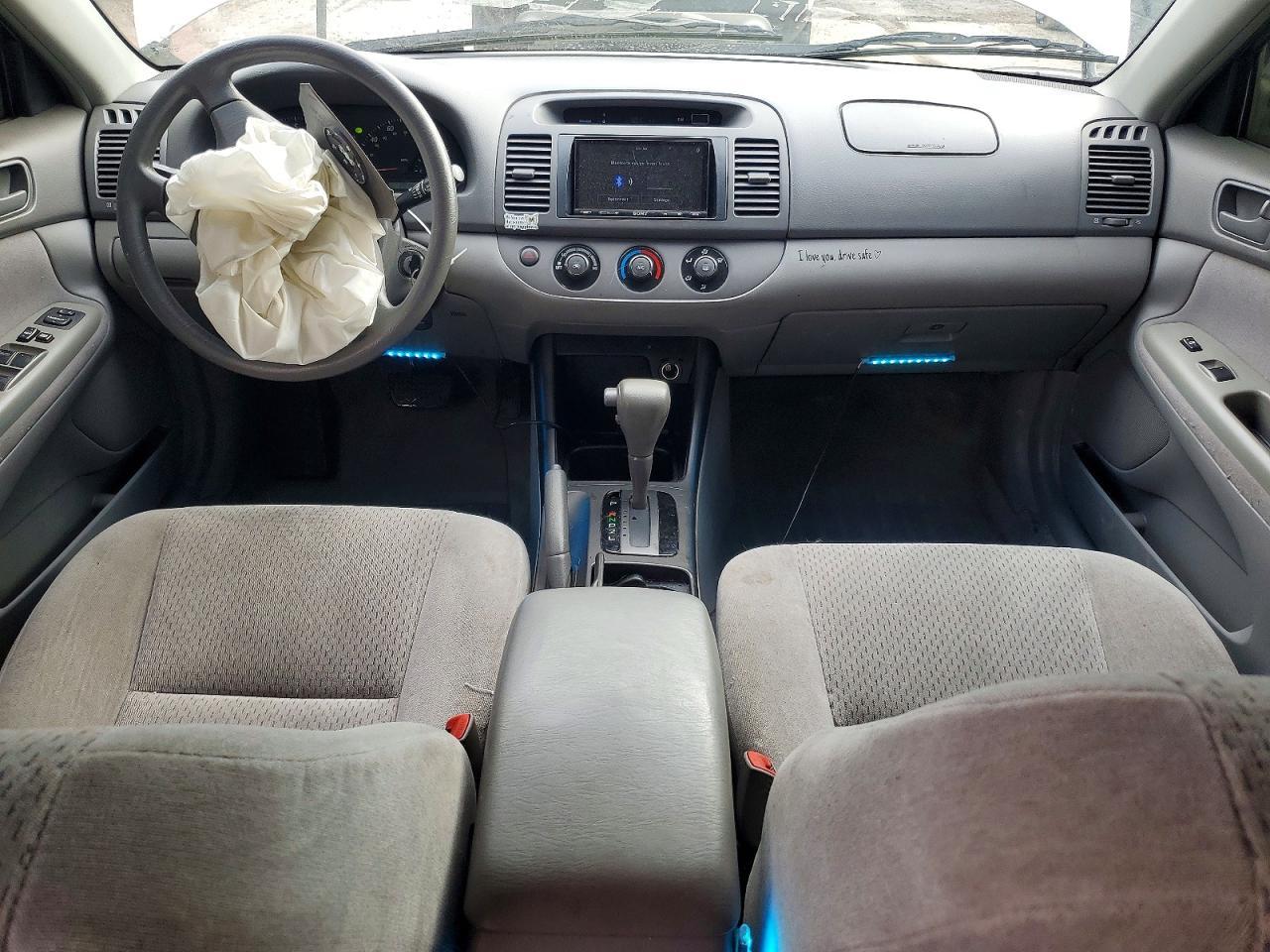 2004 TOYOTA CAMRY