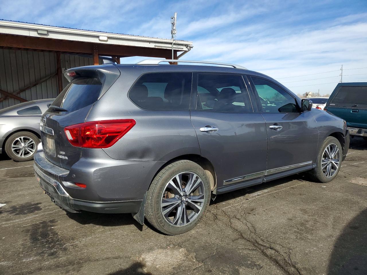 2019 NISSAN PATHFINDER