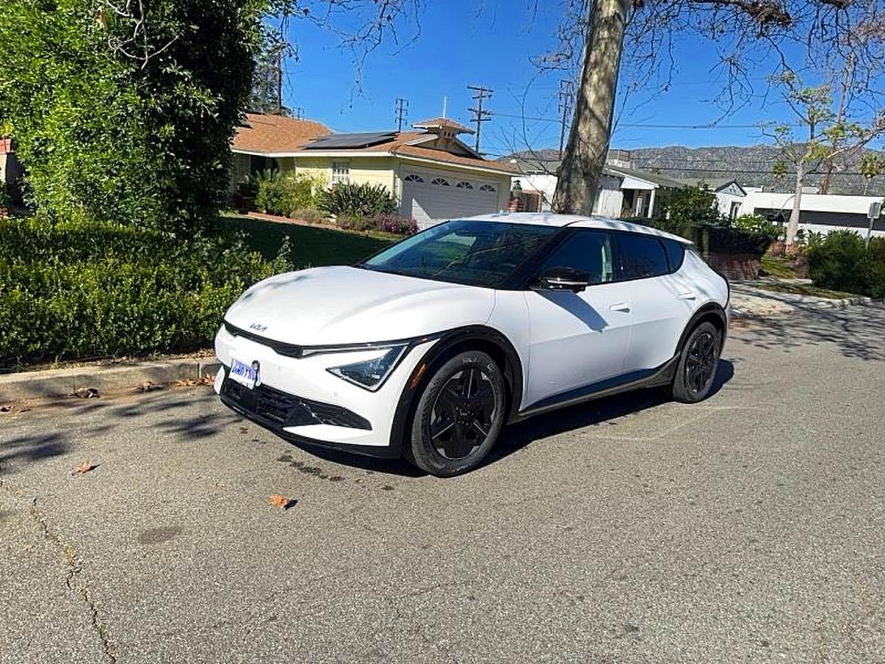 2025 KIA EV6