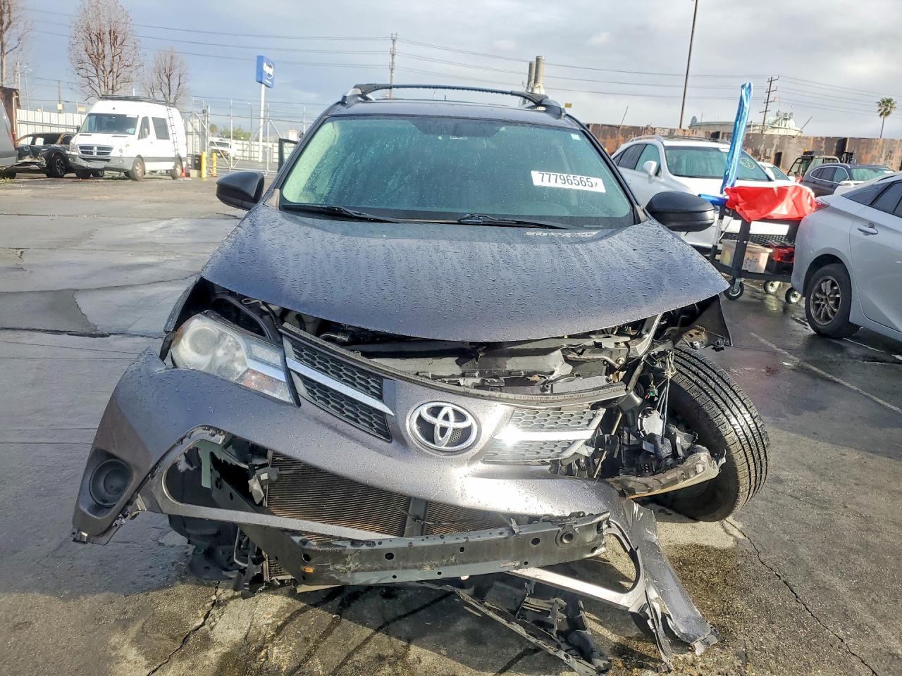 2013 TOYOTA RAV4