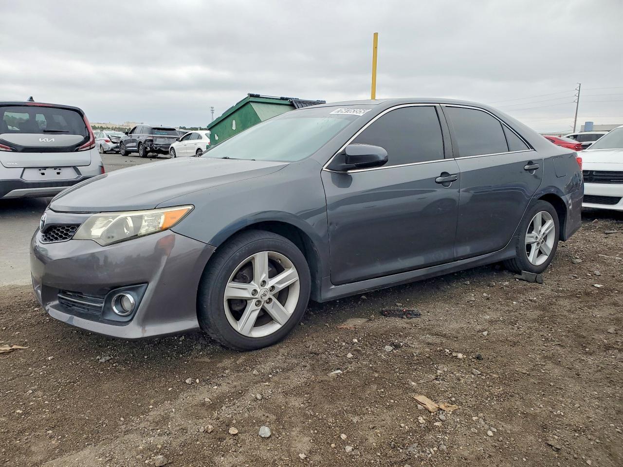 2012 TOYOTA CAMRY