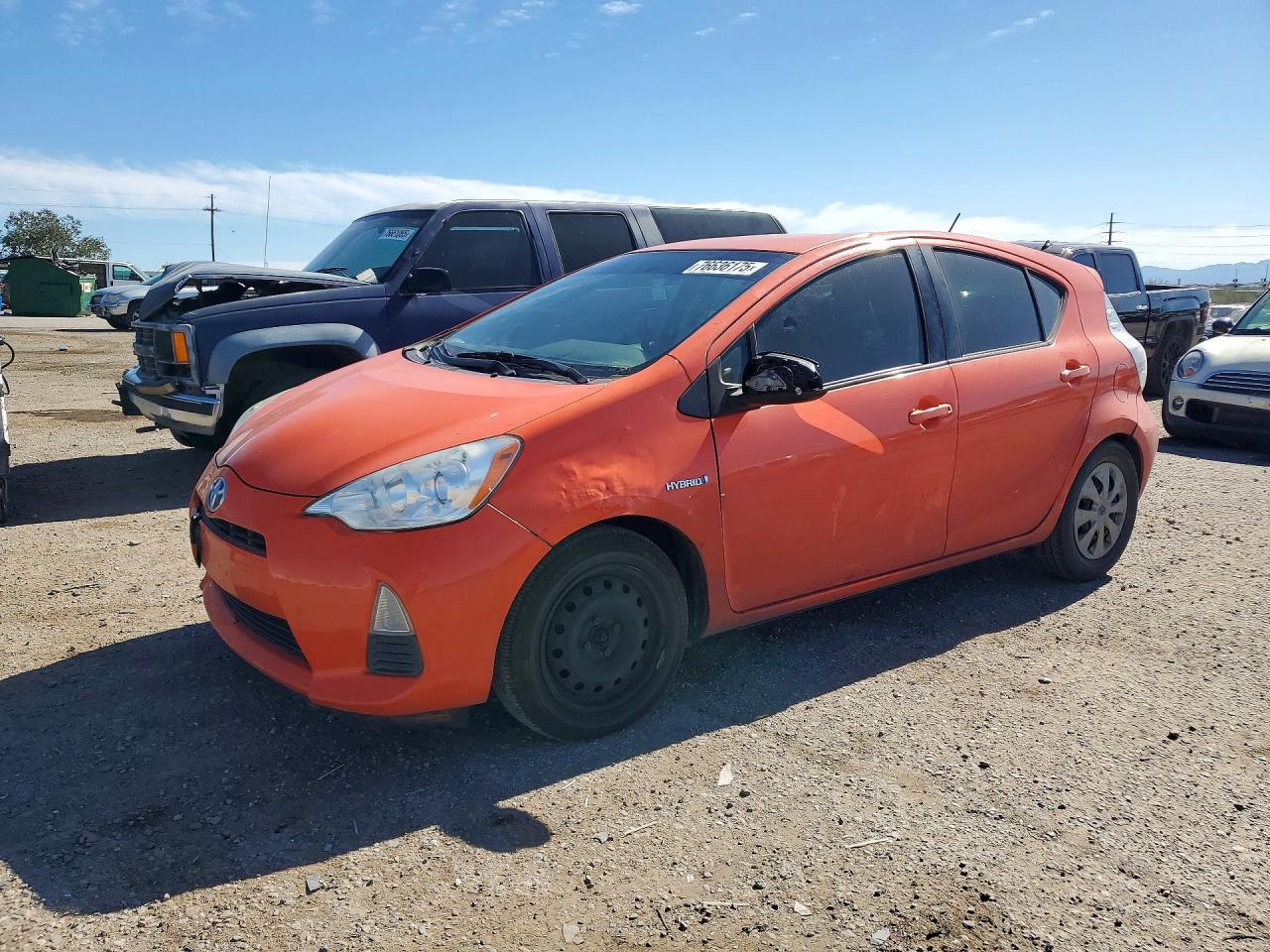2012 TOYOTA Prius c