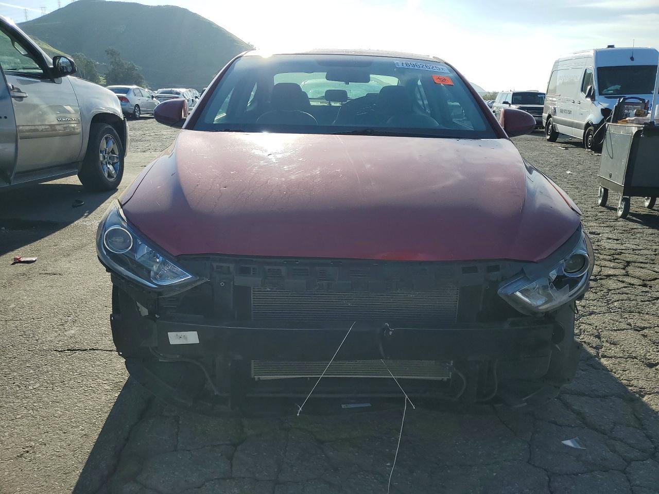 2018 HYUNDAI ELANTRA