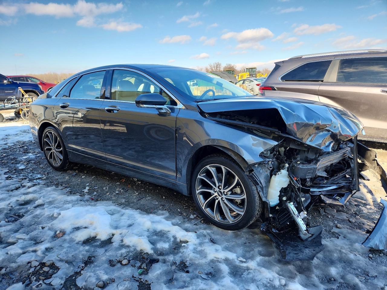 2019 LINCOLN MKZ
