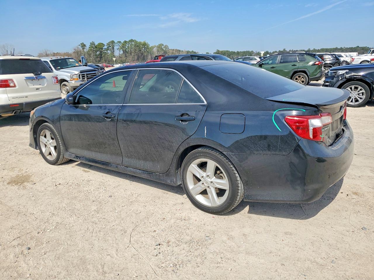 2012 TOYOTA CAMRY