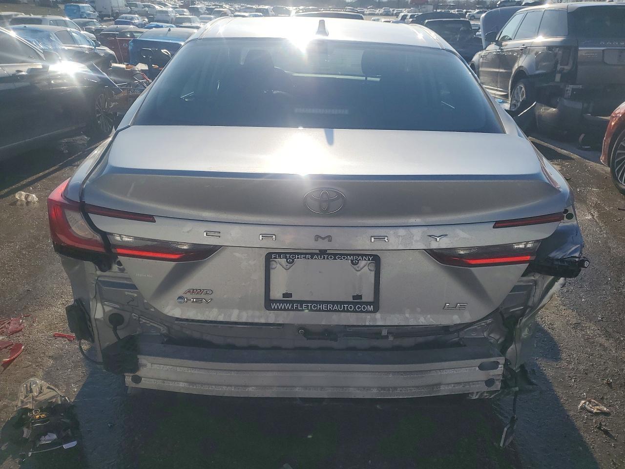 2025 TOYOTA CAMRY