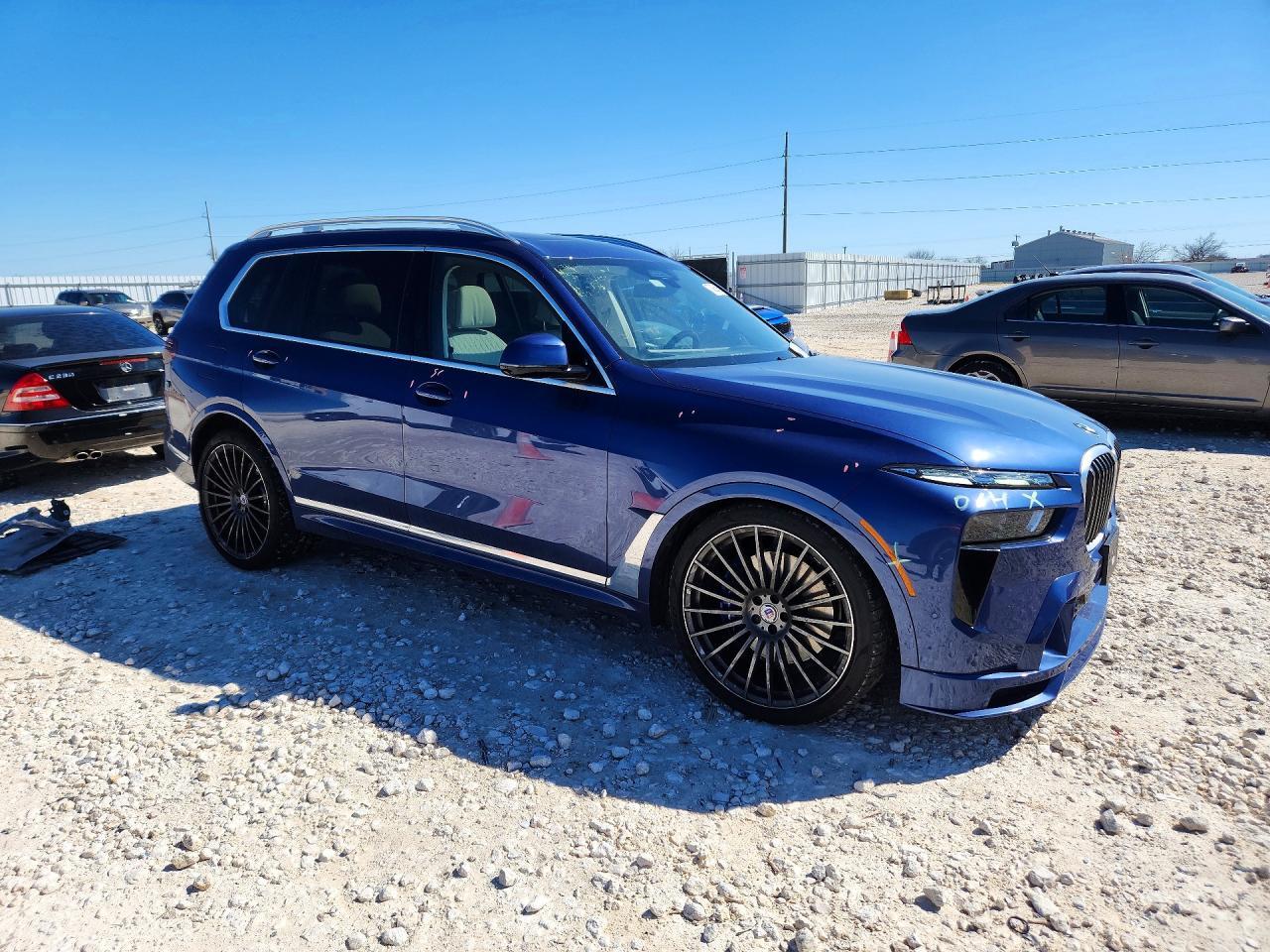 2024 BMW X7