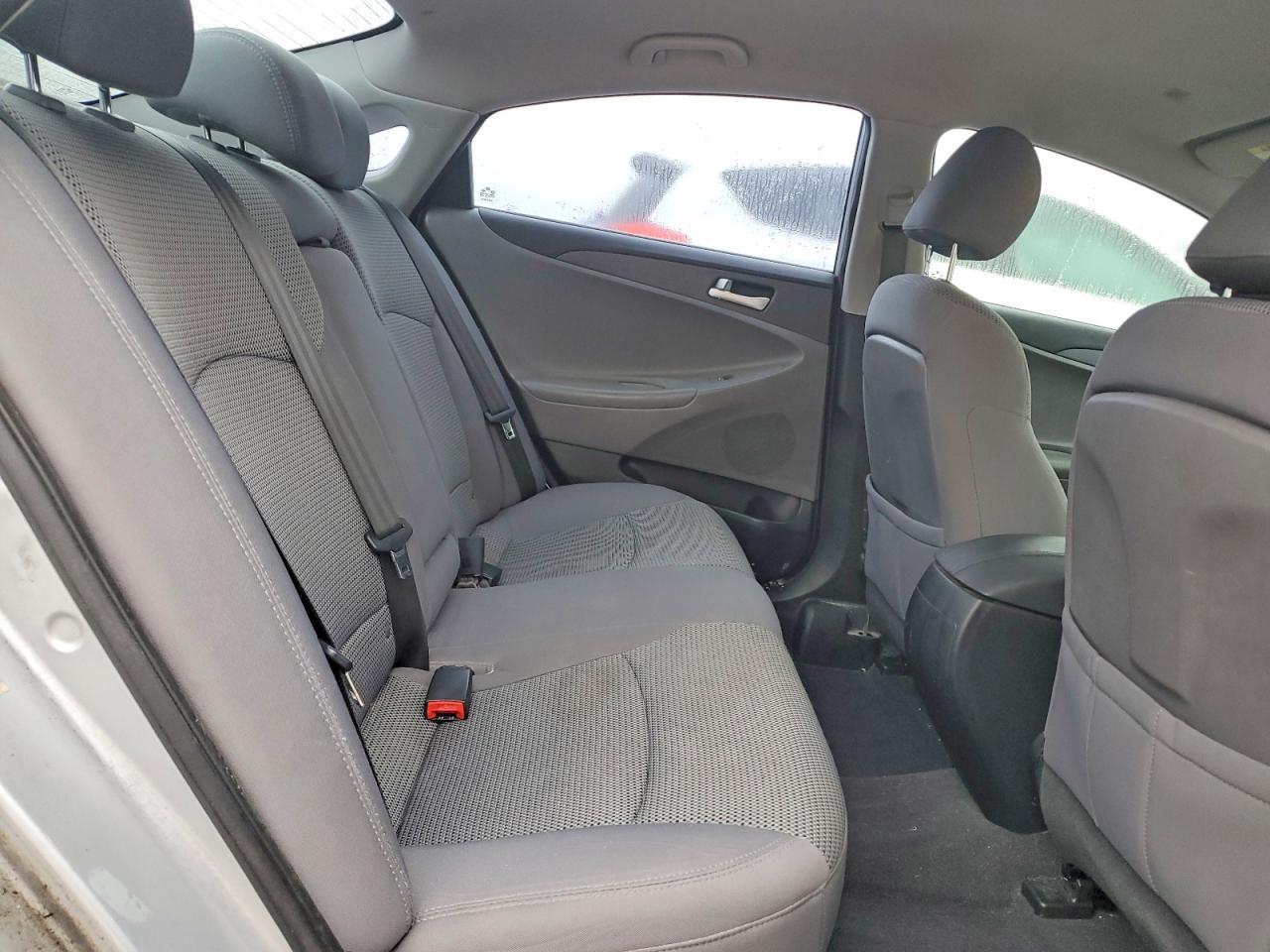 2011 HYUNDAI SONATA