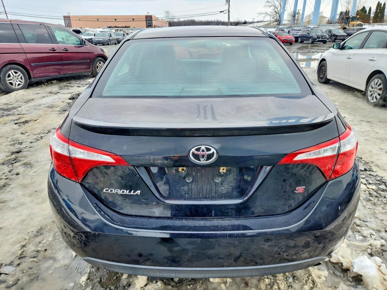 2015 TOYOTA COROLLA