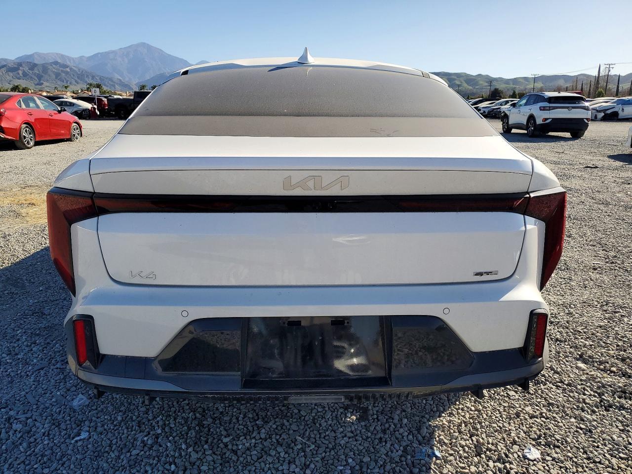 2025 KIA K4