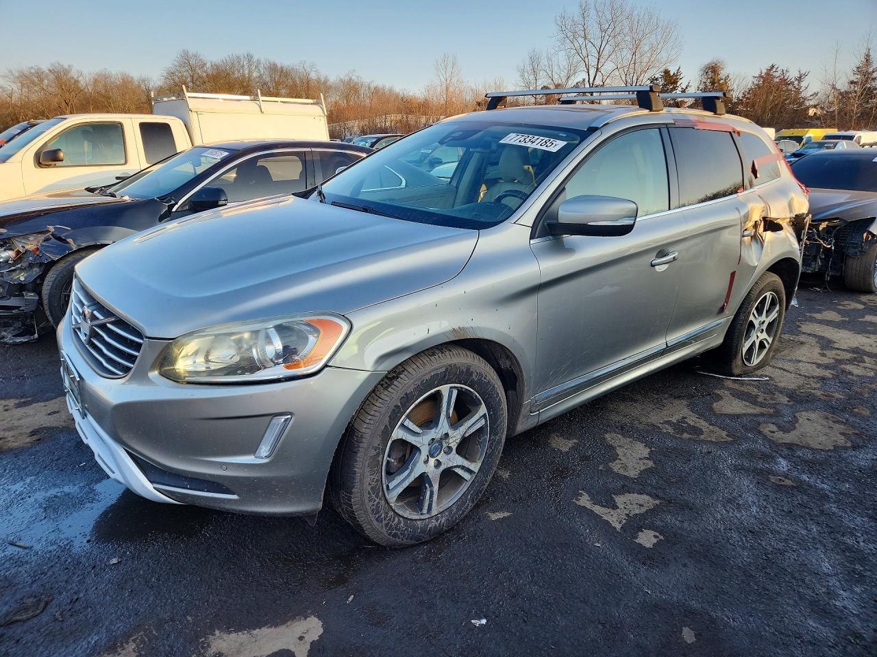 2015 VOLVO XC60