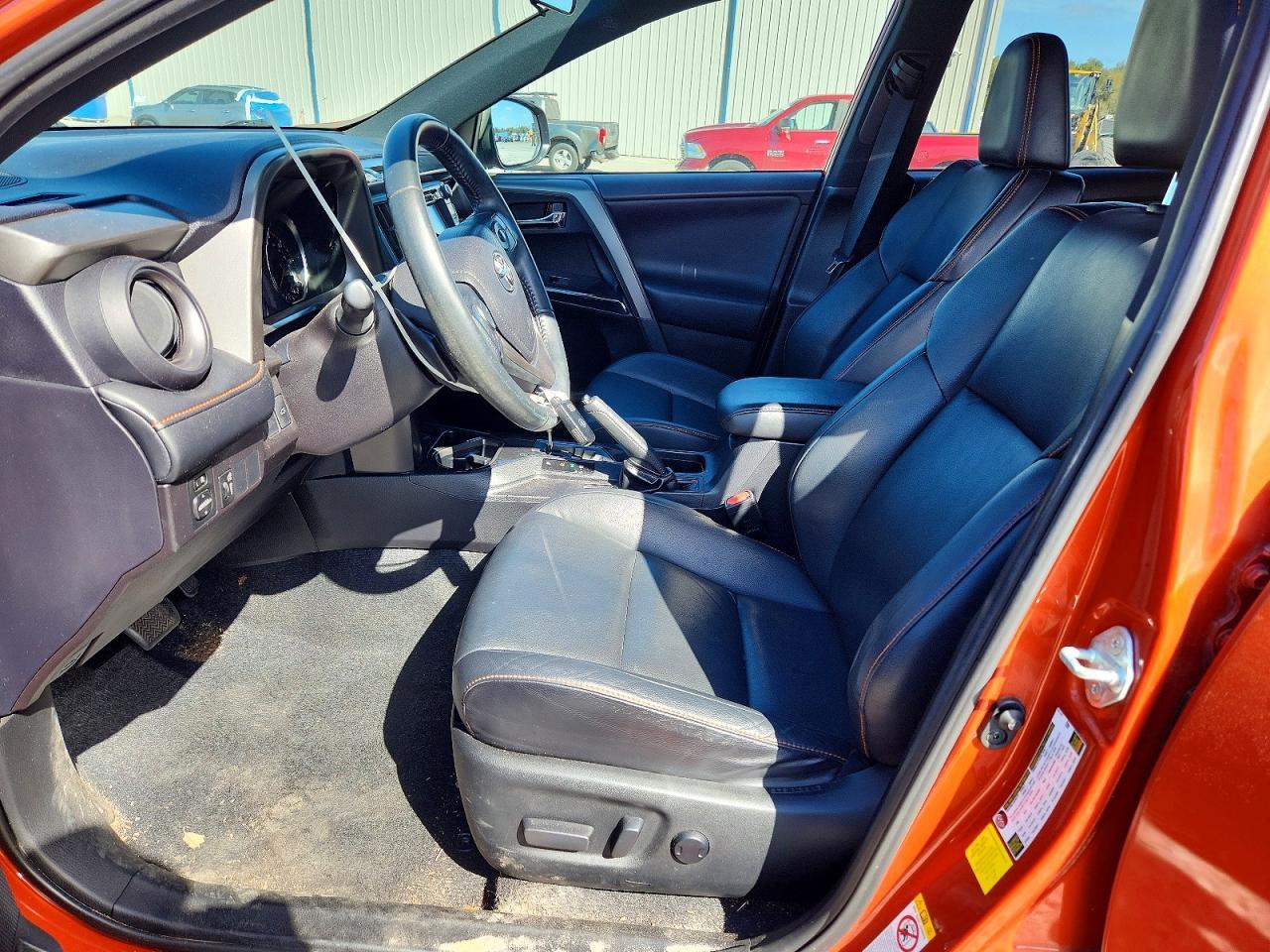 2016 TOYOTA RAV4