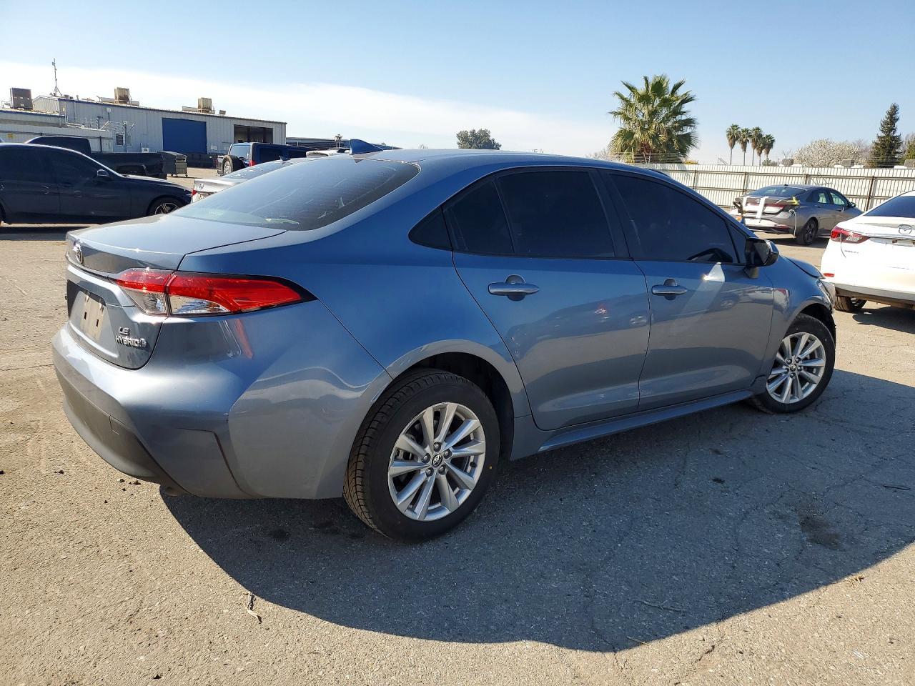 2024 TOYOTA COROLLA