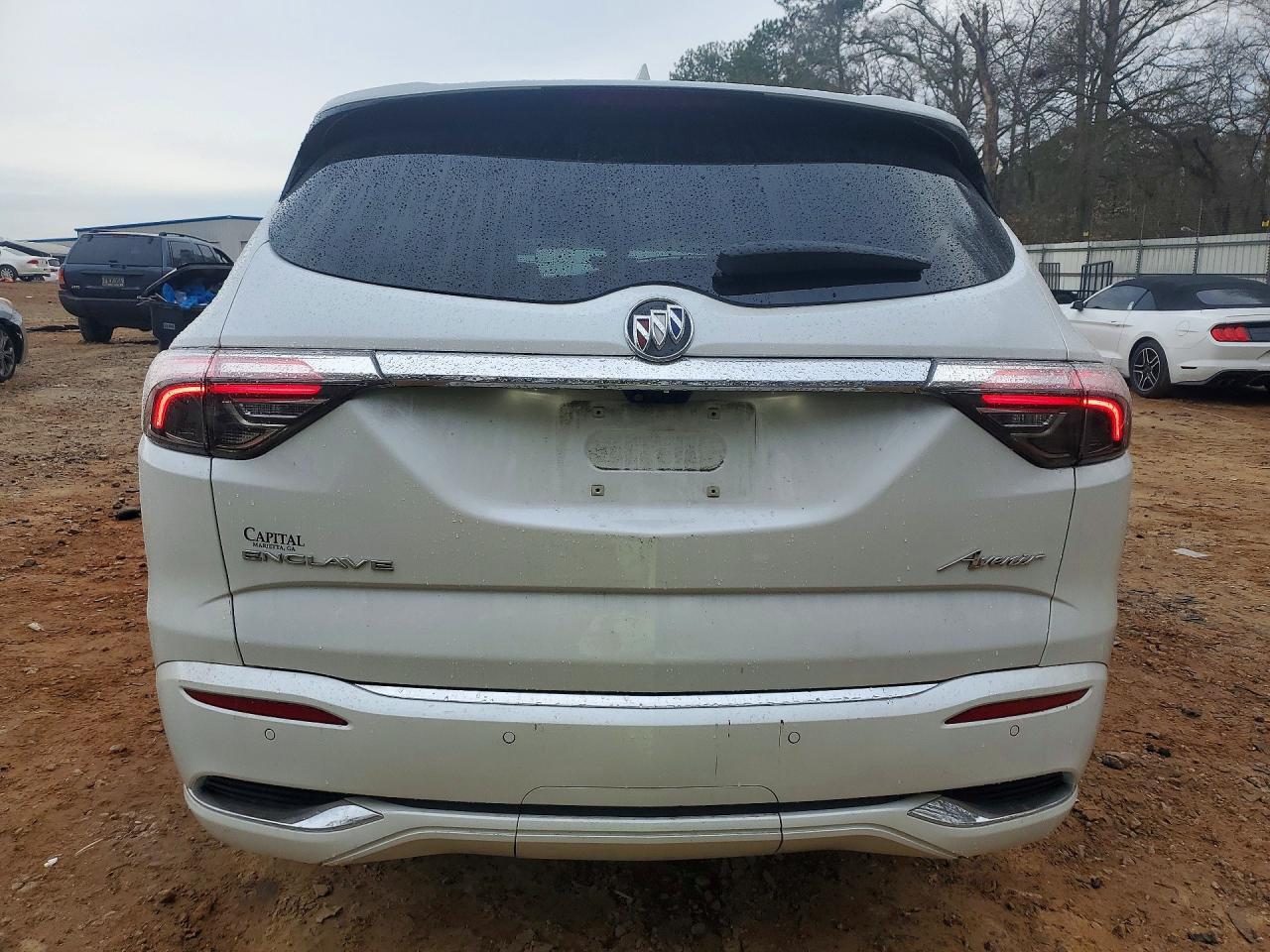 2024 BUICK ENCLAVE AVENIR