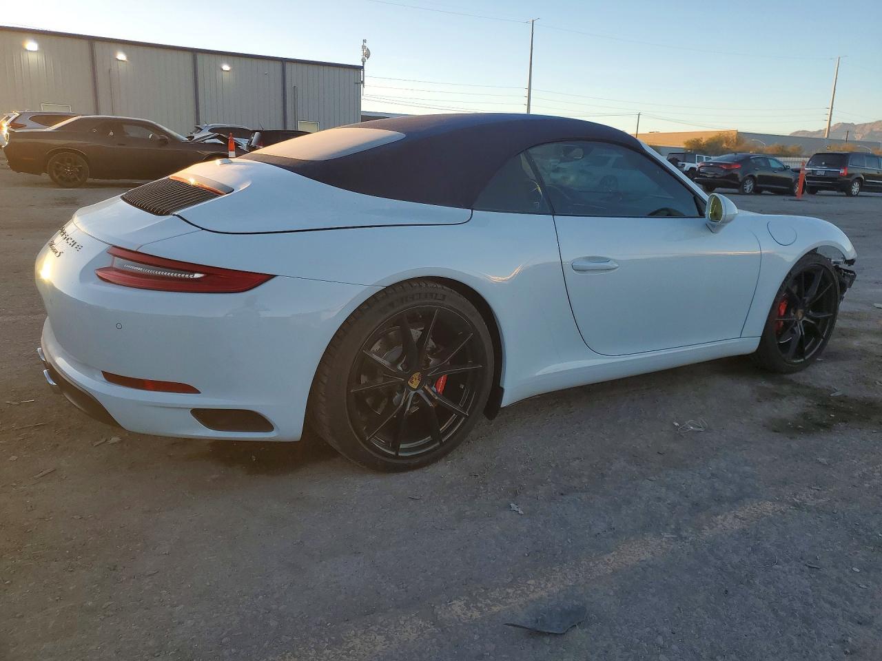 2019 PORSCHE 911