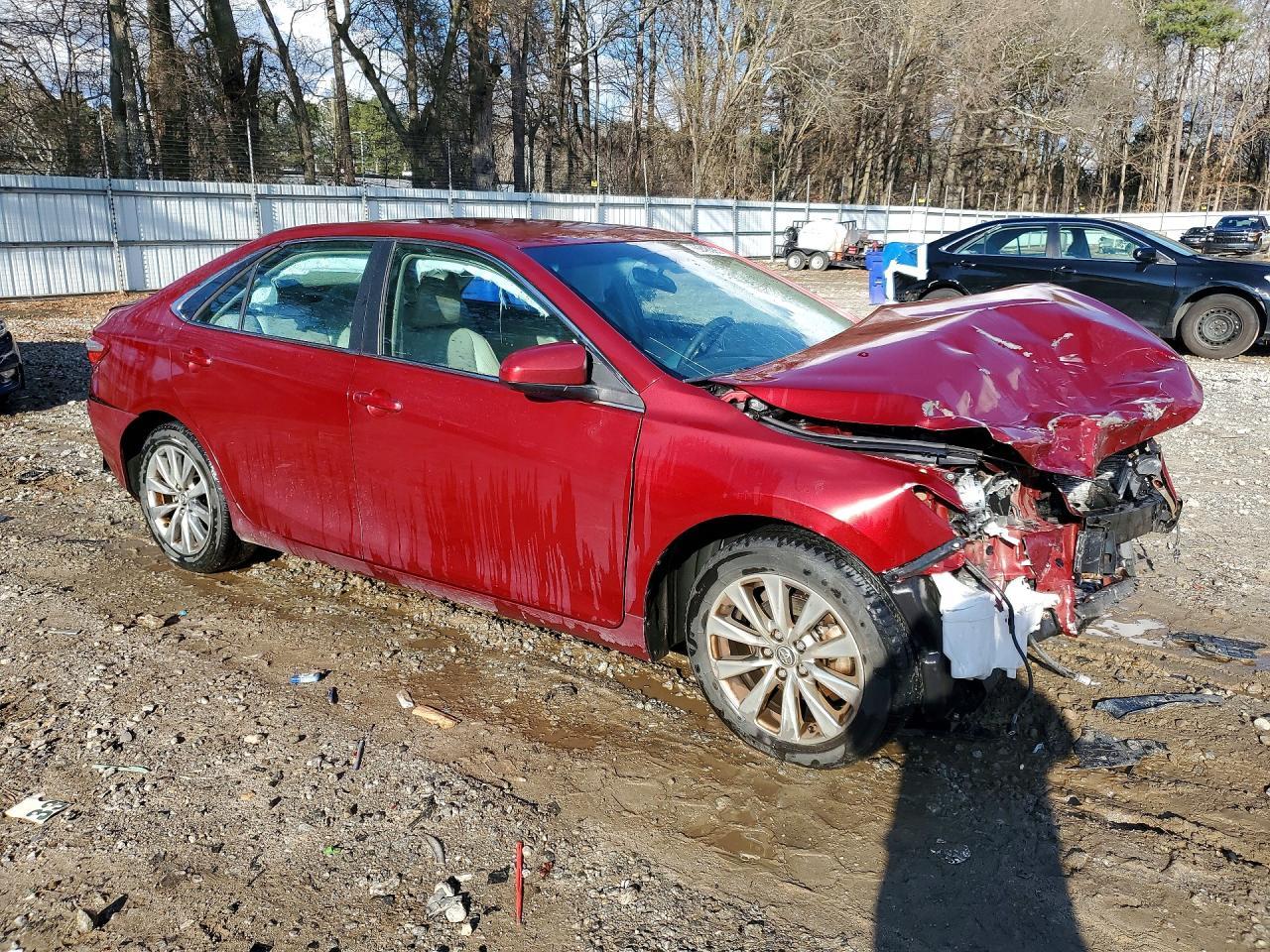 2015 TOYOTA CAMRY