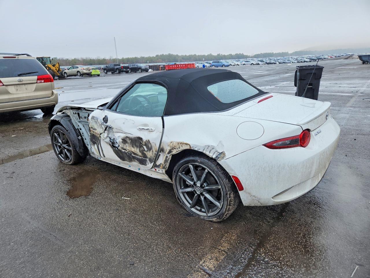 2016 MAZDA MX-5 Miata