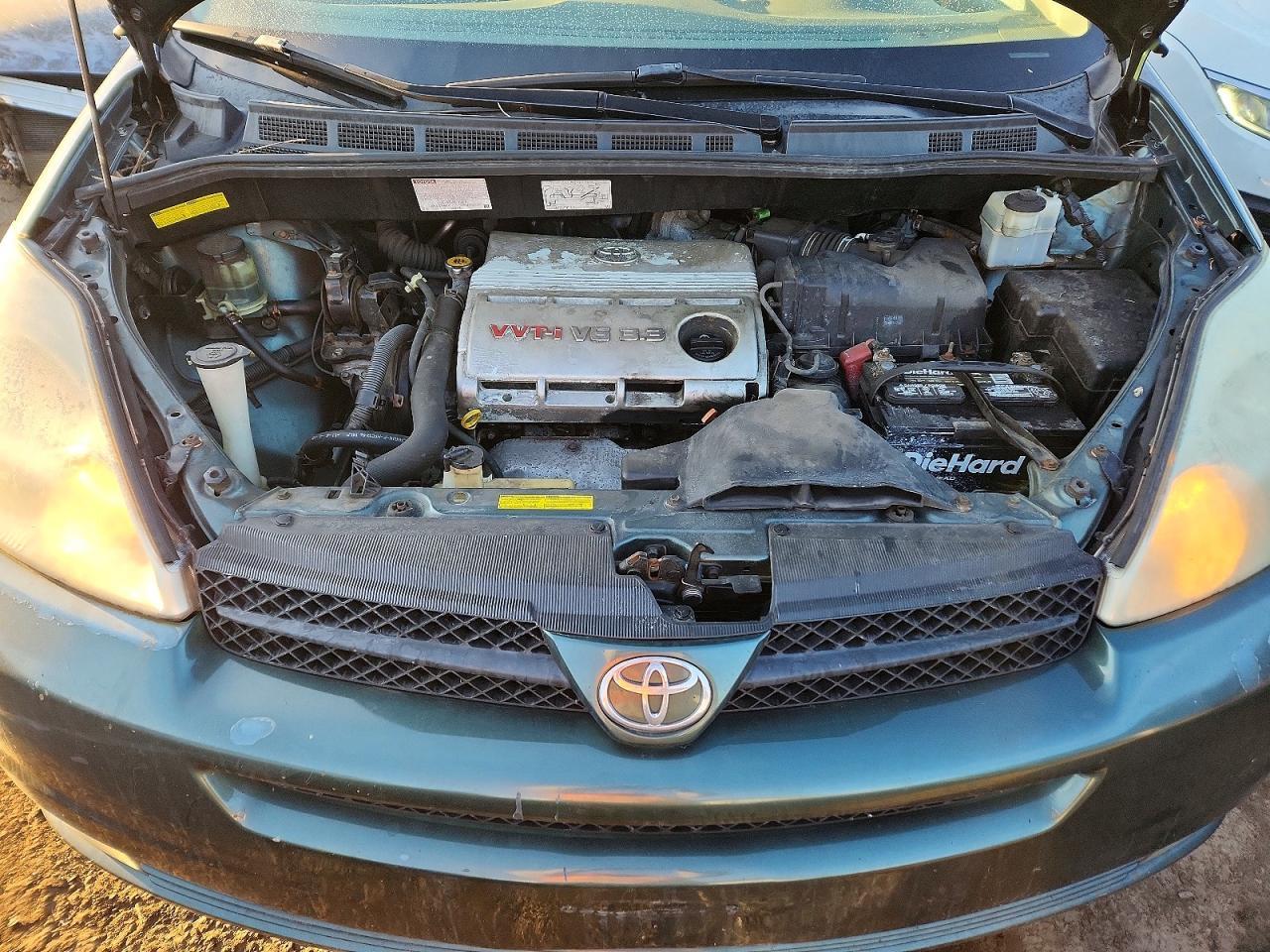 2005 TOYOTA SIENNA
