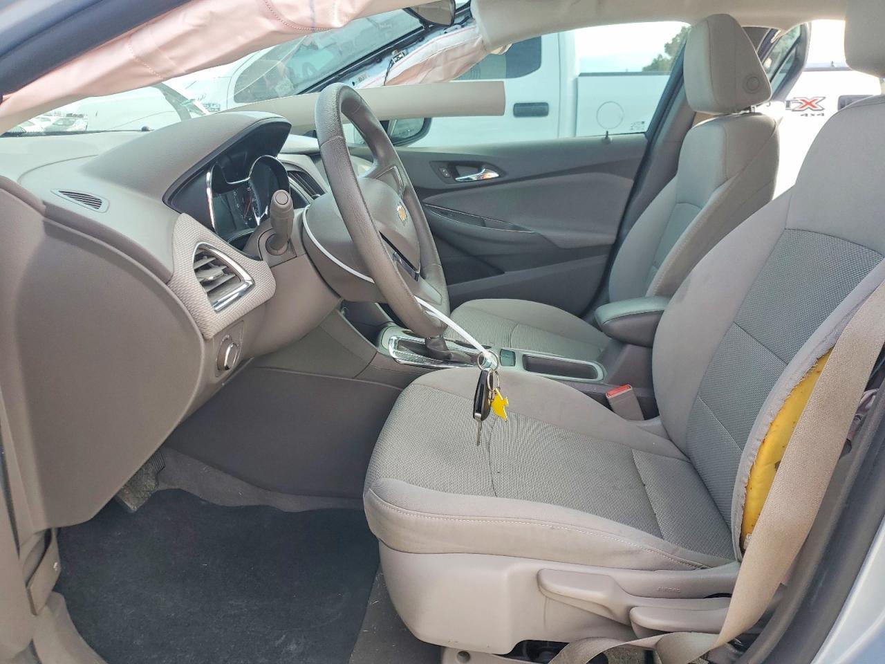 2017 CHEVROLET CRUZE