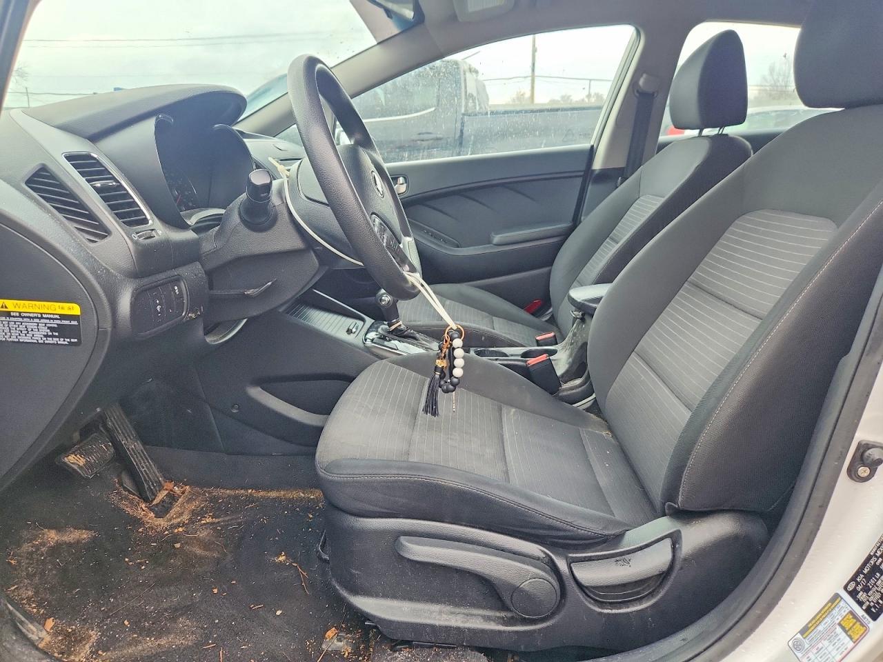 2017 KIA FORTE