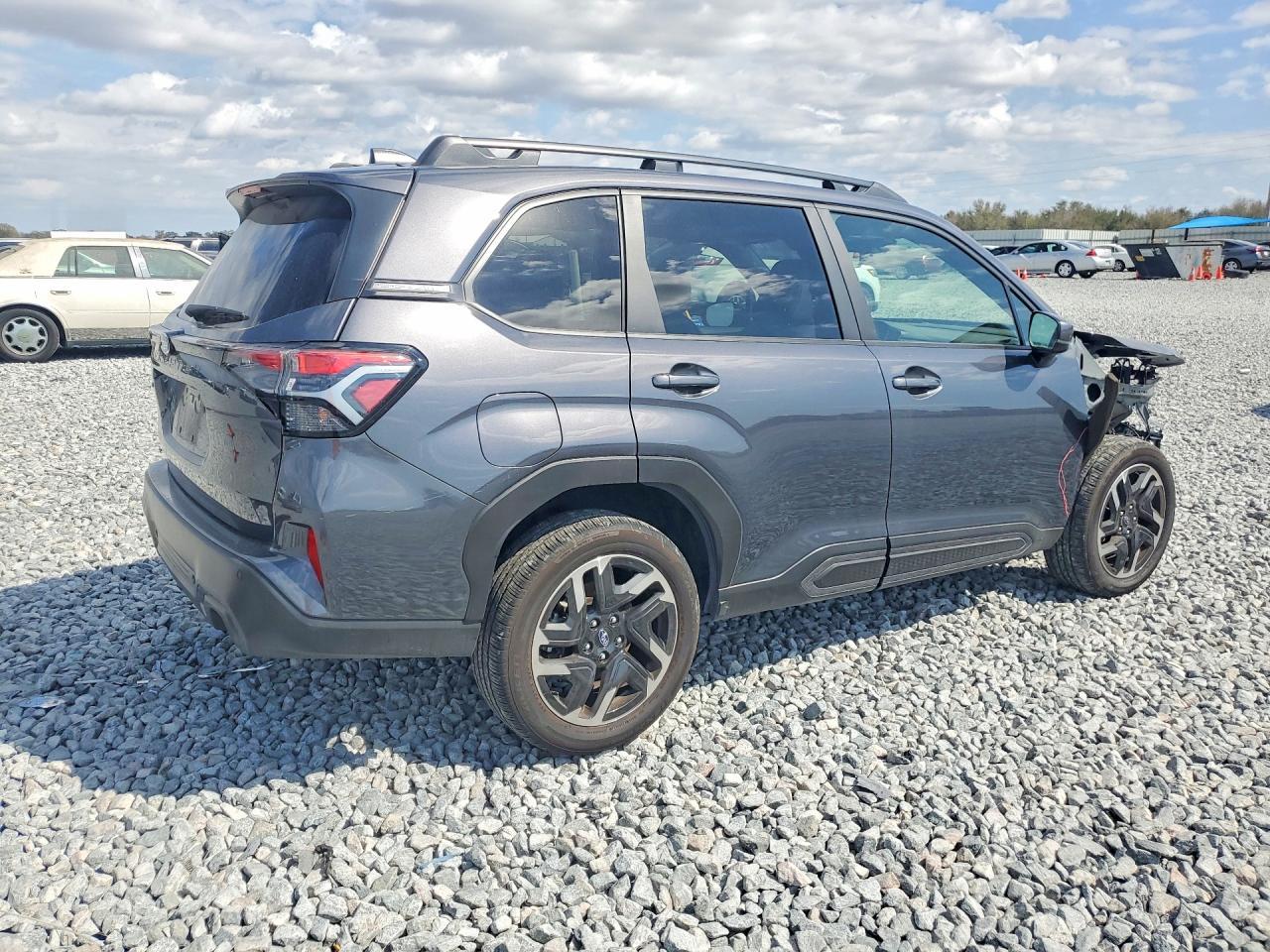 2025 SUBARU FORESTER