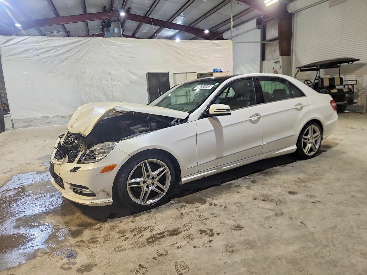2013 MERCEDES-BENZ E-Class