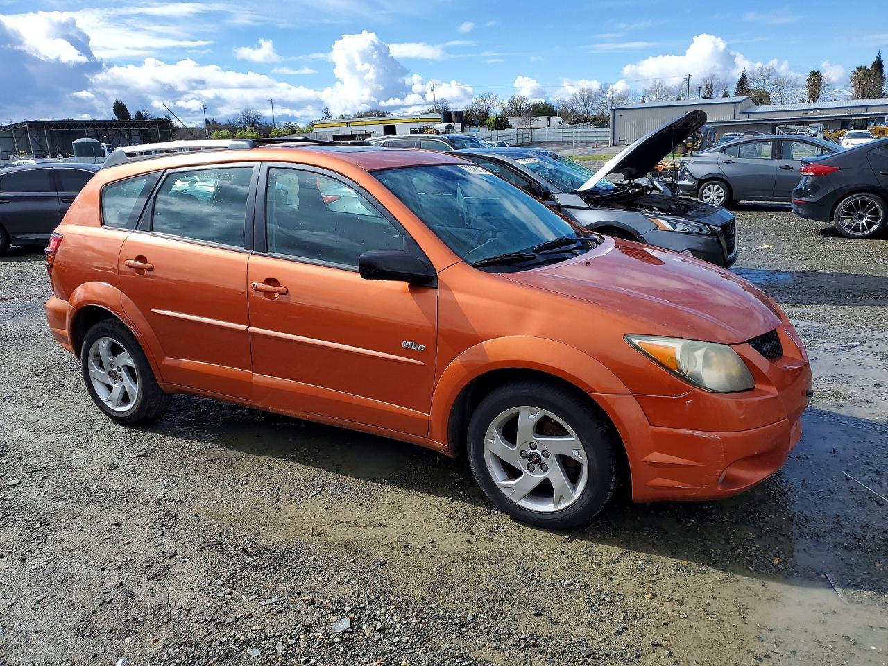 2004 PONTIAC VIBE