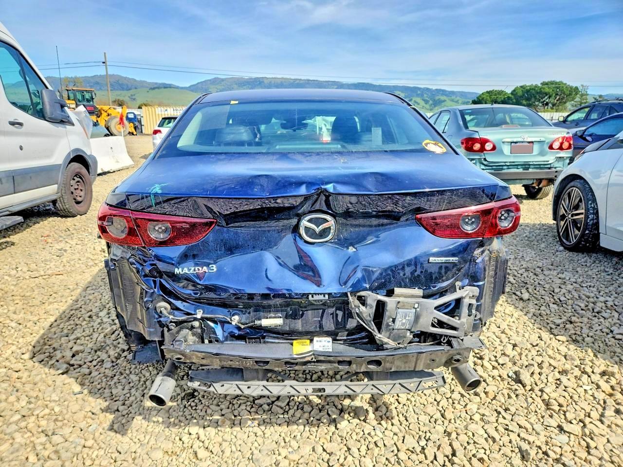 2020 MAZDA 3
