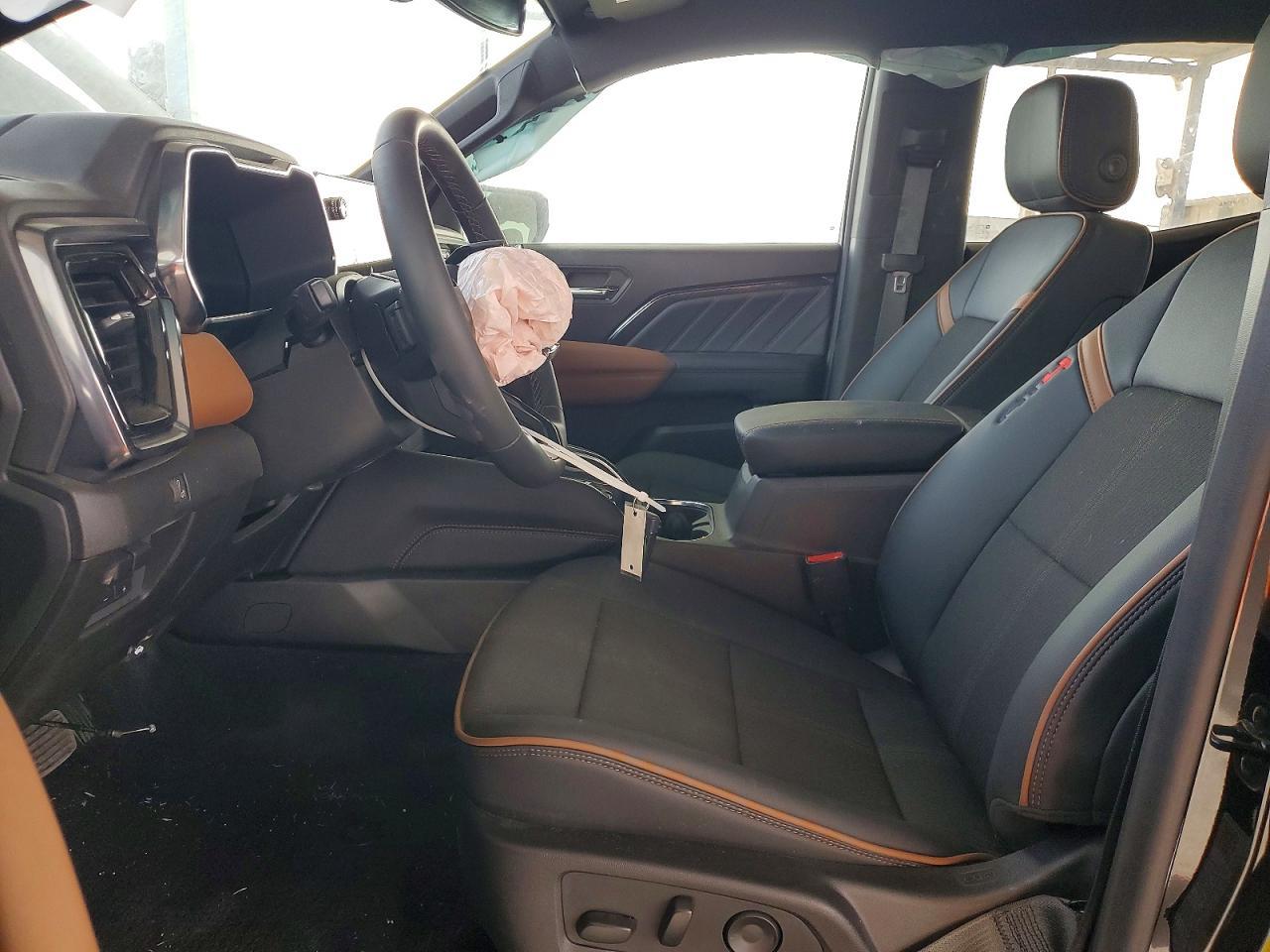 2025 GMC CANYON