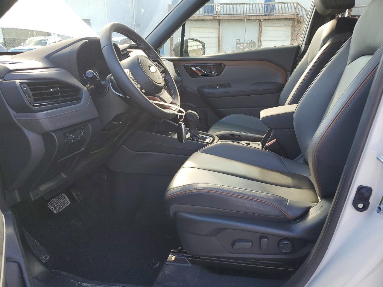 2025 SUBARU FORESTER