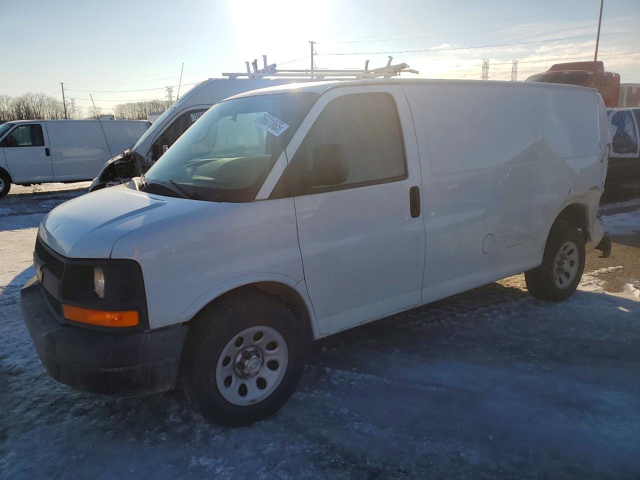 2014 CHEVROLET Express Cargo