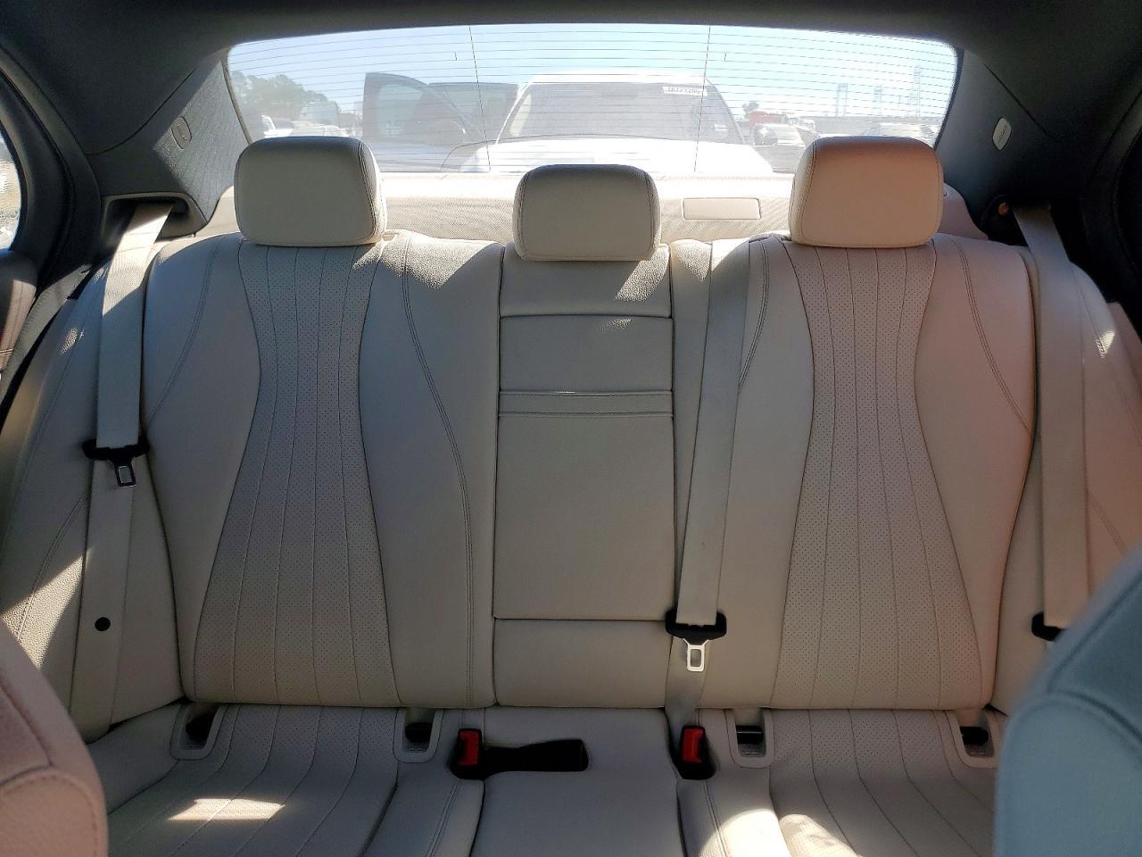 2017 MERCEDES-BENZ E-Class