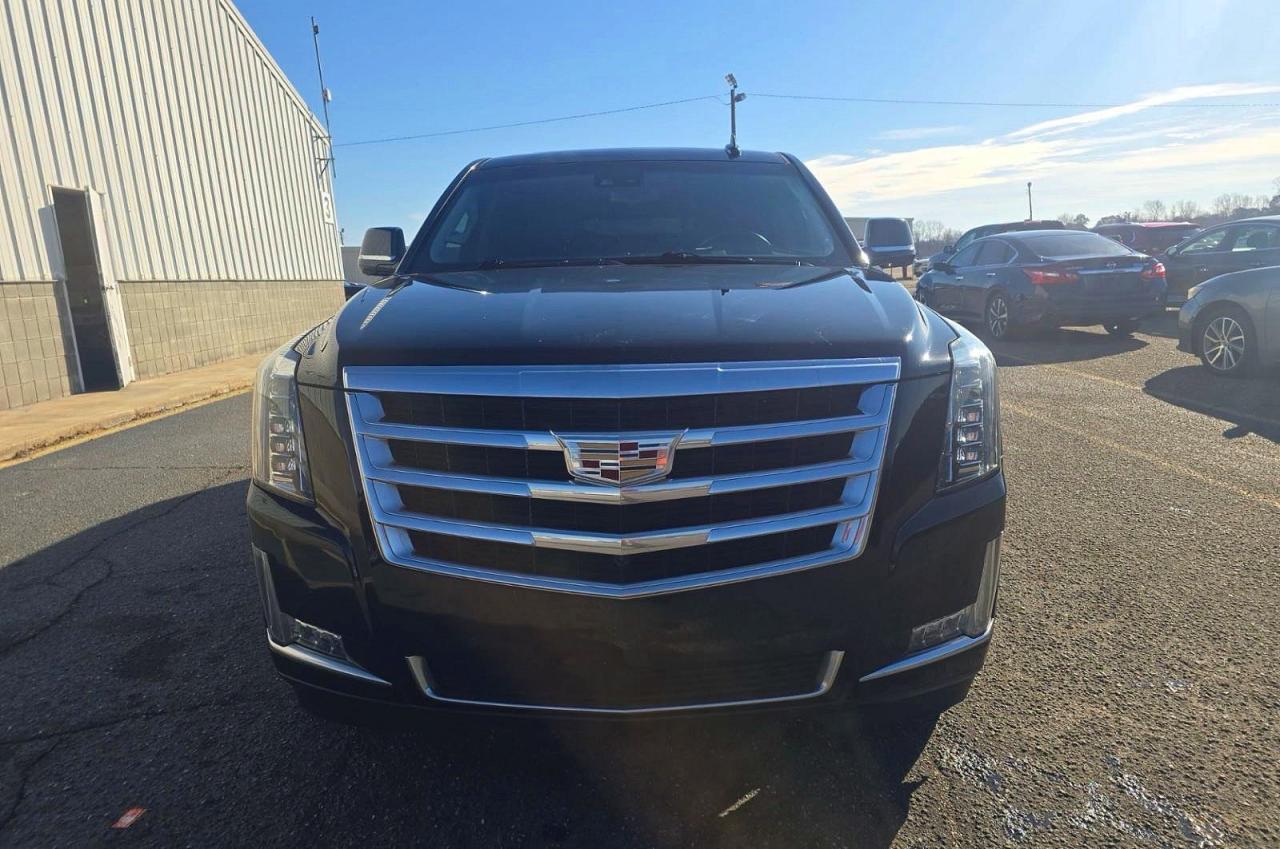 2020 CADILLAC Escalade ESV