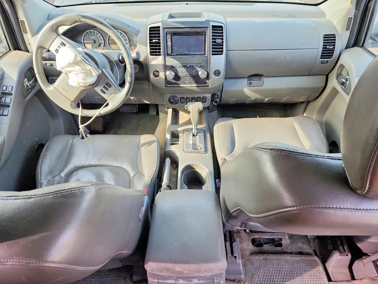 2012 NISSAN Frontier