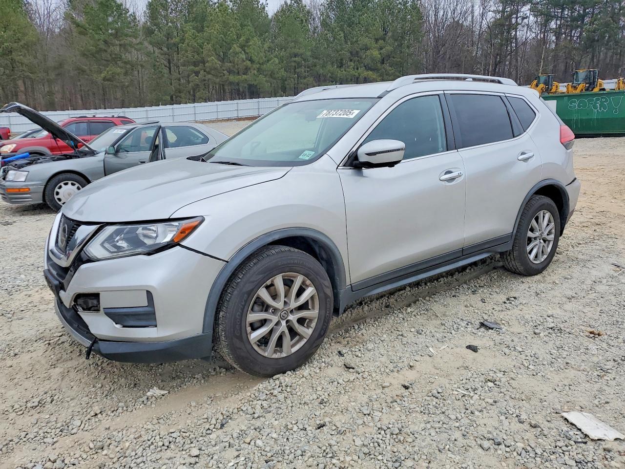 2017 NISSAN ROGUE