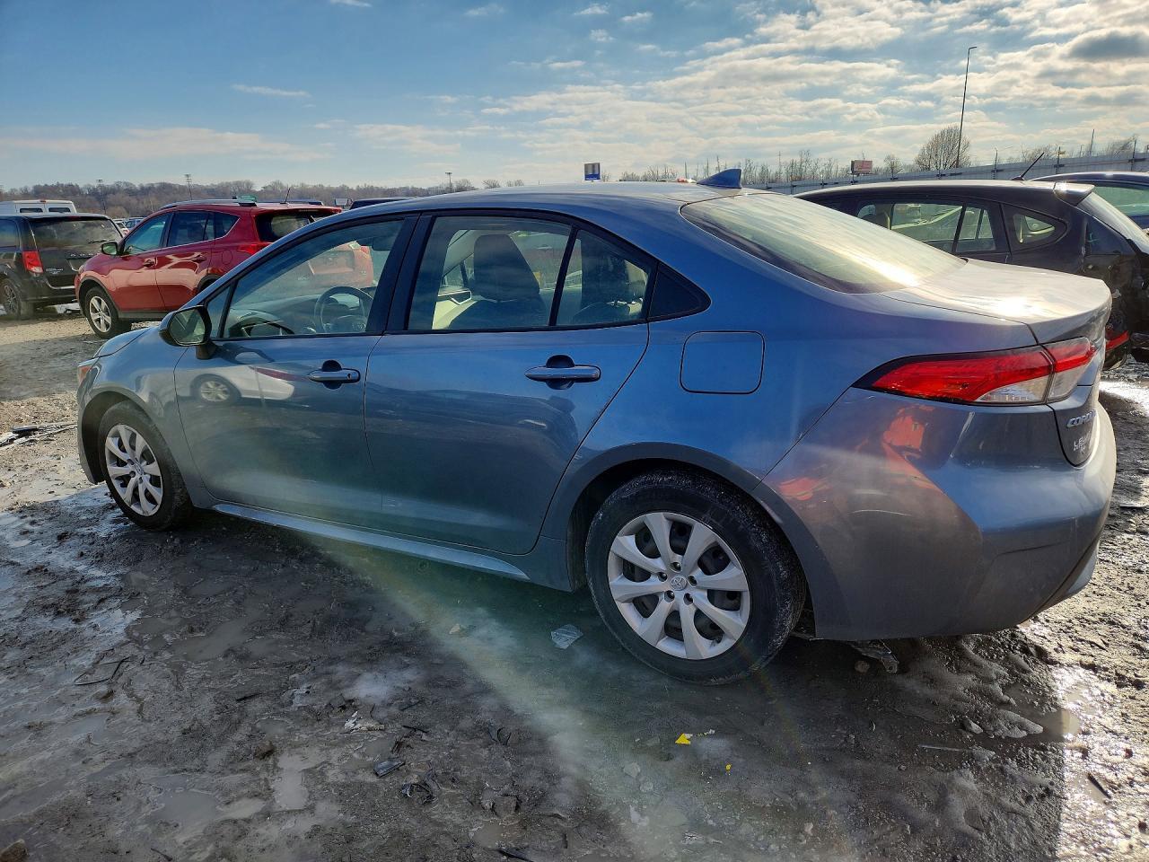 2021 TOYOTA COROLLA