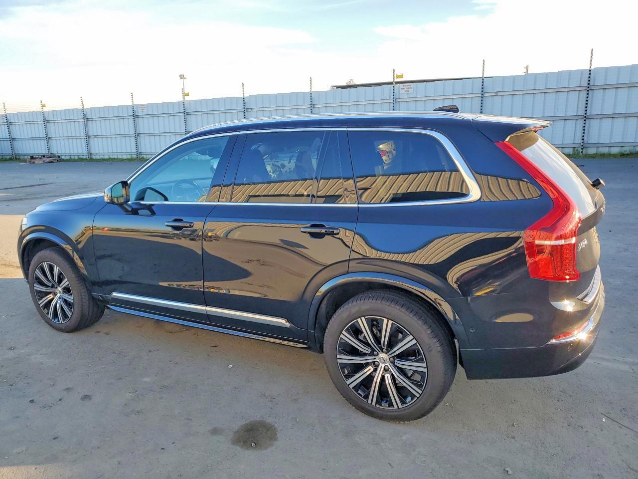 2024 VOLVO XC90