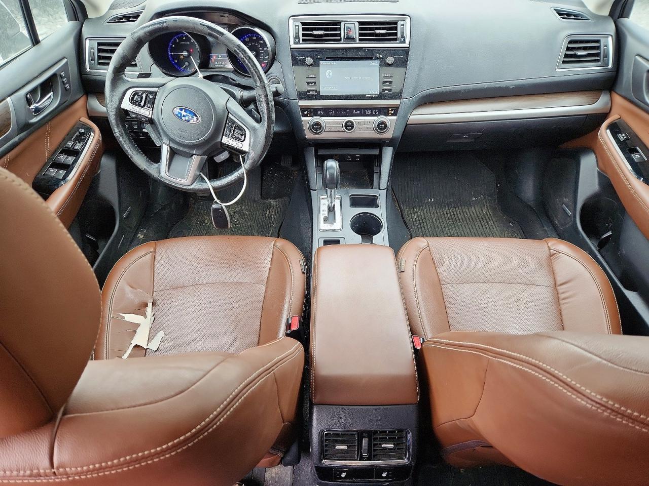 2017 SUBARU Outback