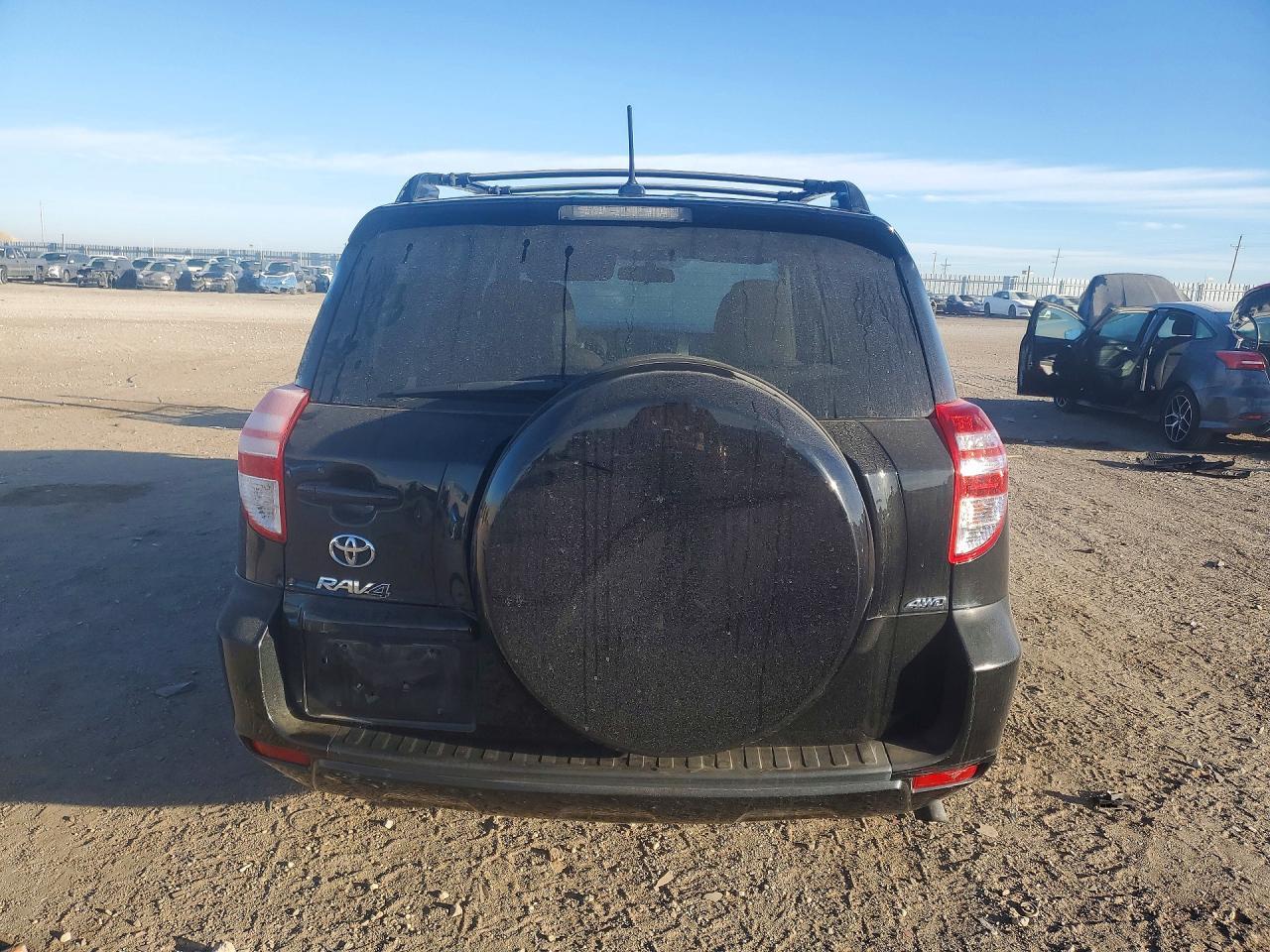 2011 TOYOTA RAV4