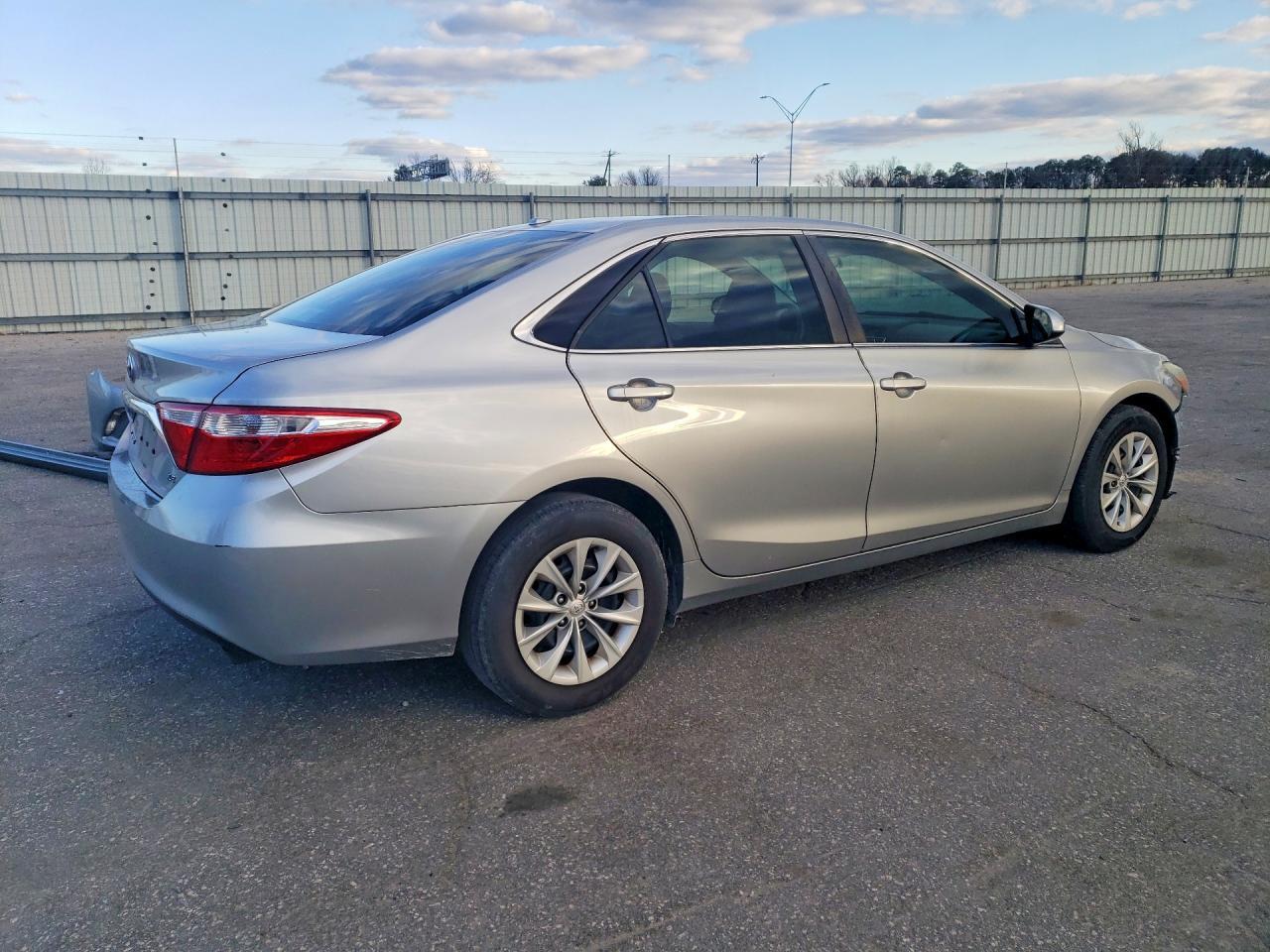 2016 TOYOTA CAMRY