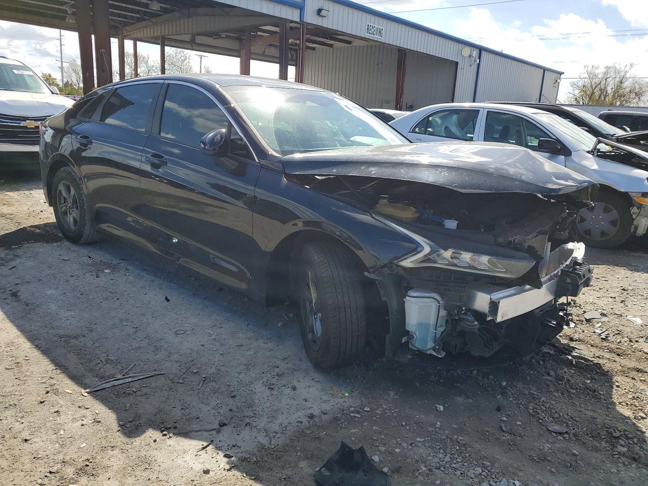 2022 KIA K5