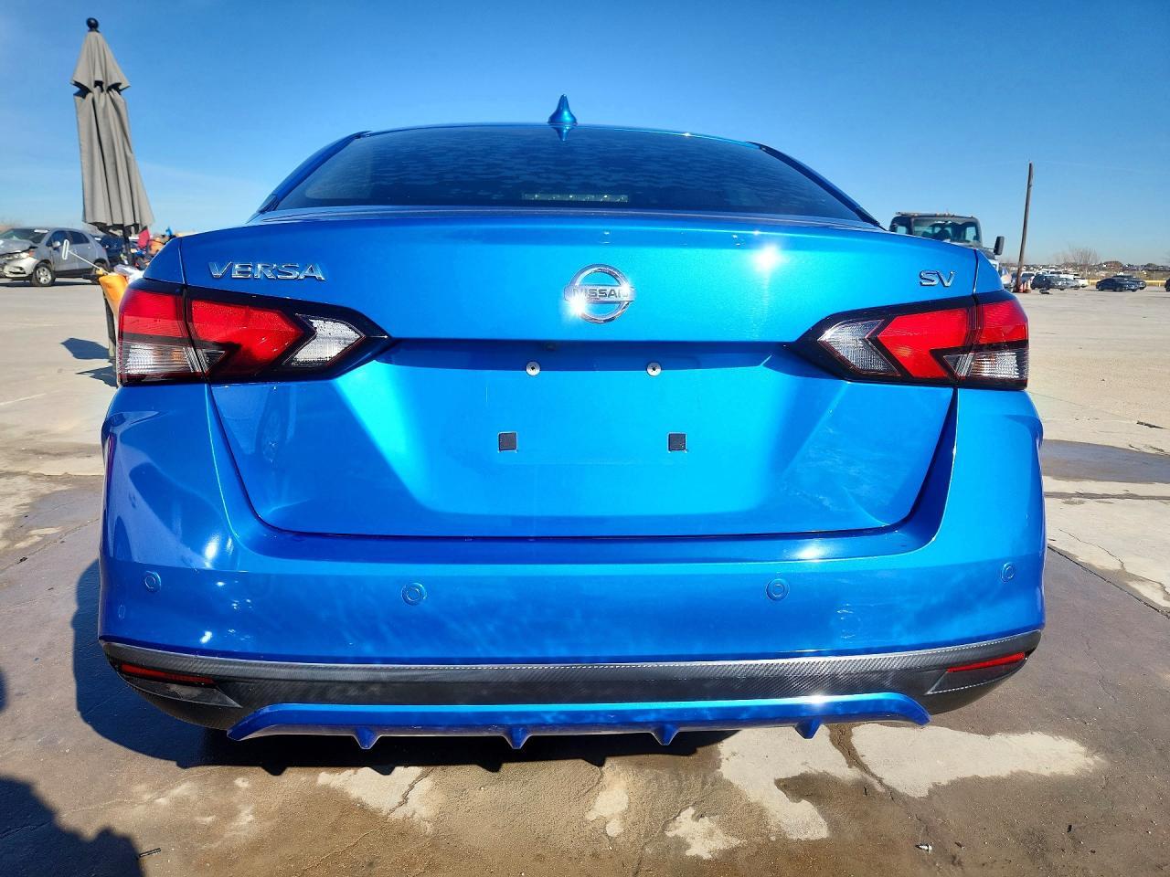 2020 NISSAN VERSA