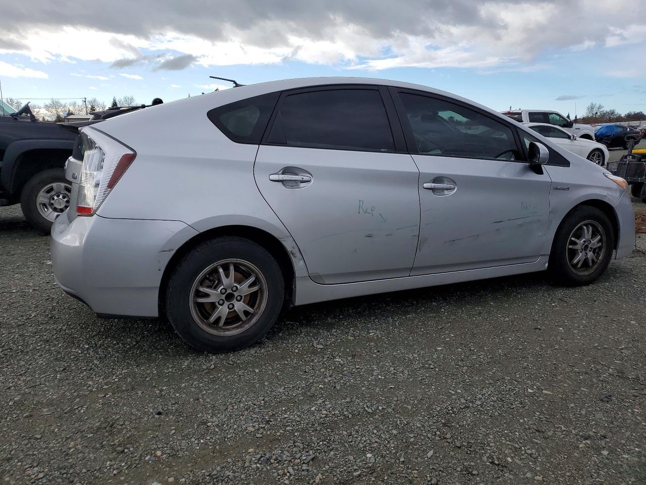 2010 TOYOTA PRIUS