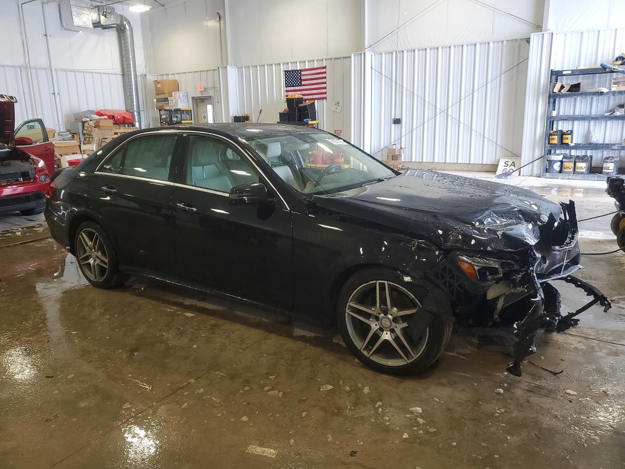 2016 MERCEDES-BENZ E-Class