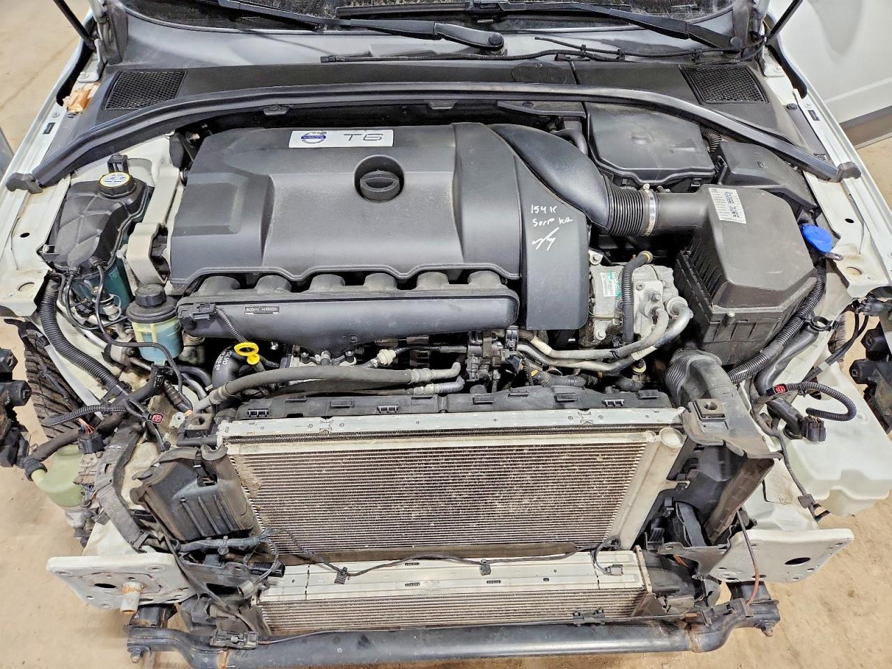 2014 VOLVO XC70