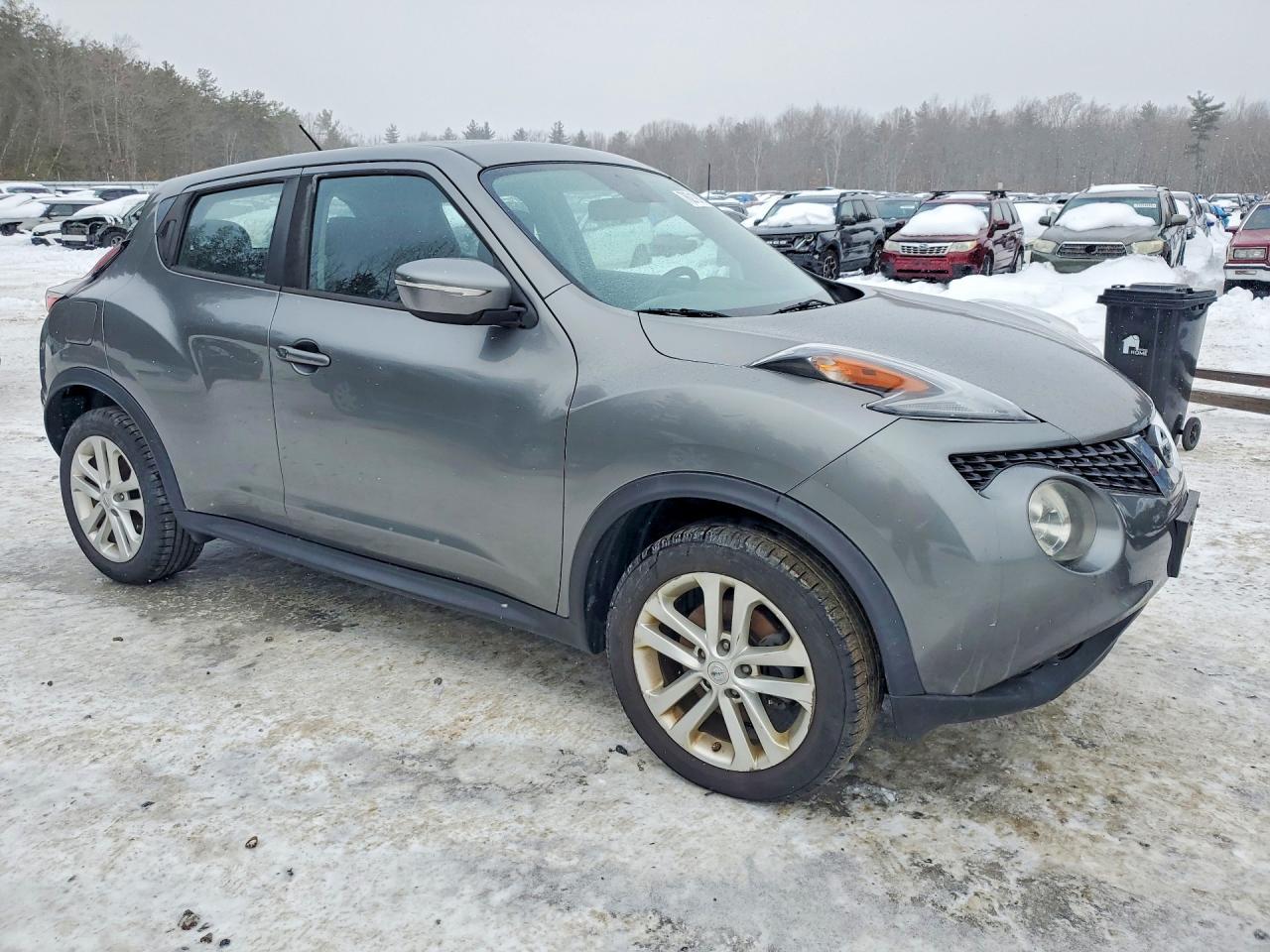 2016 NISSAN Juke