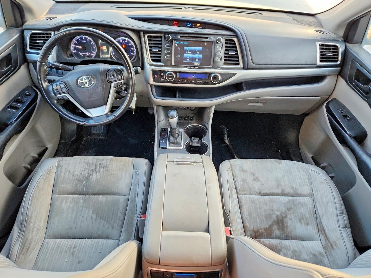 2017 TOYOTA HIGHLANDER