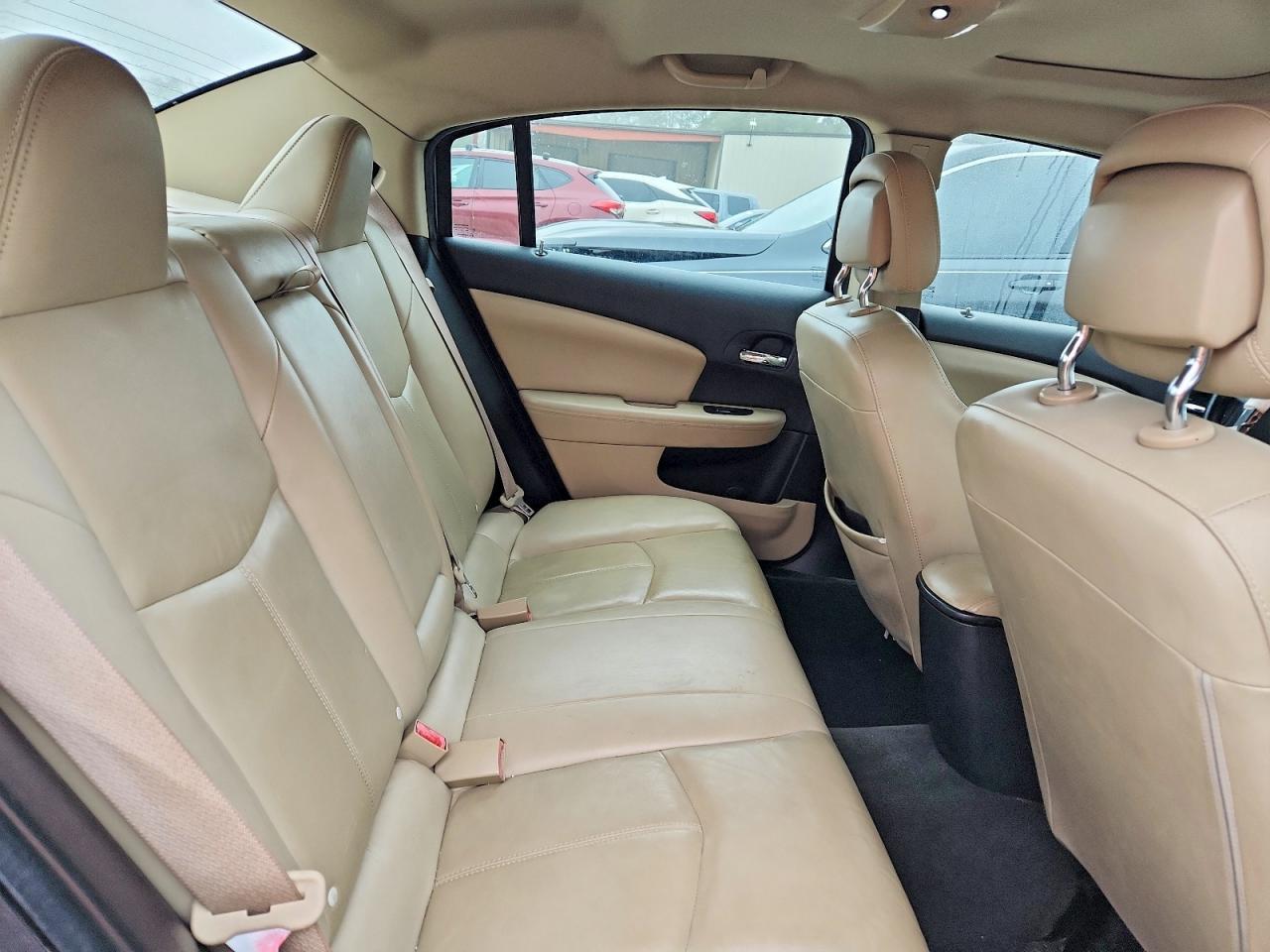 2012 CHRYSLER 200
