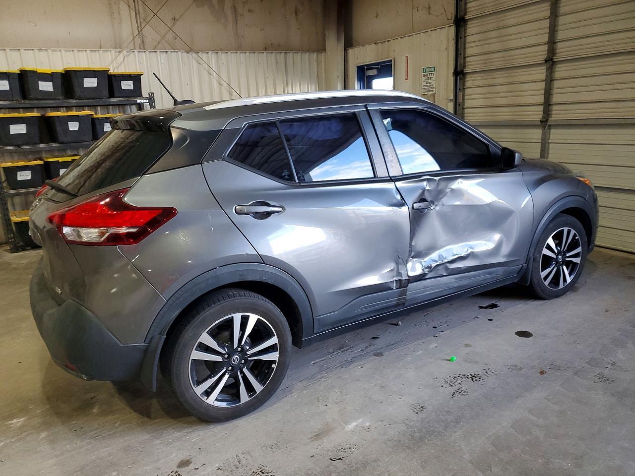 2019 NISSAN KICKS